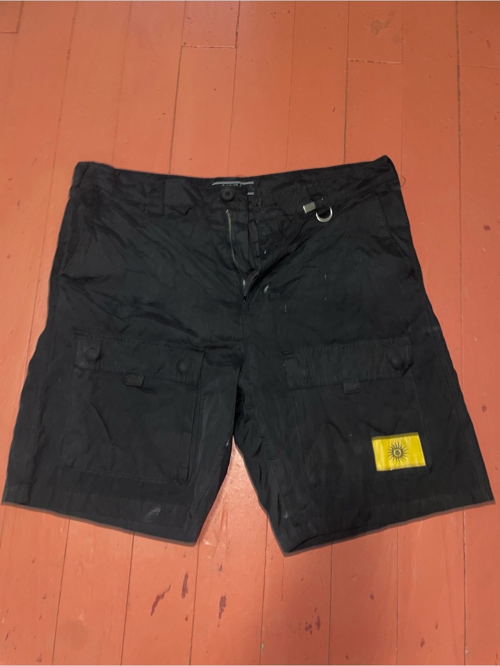 Men's Black Cargo Shorts with Yellow Patch forever 21